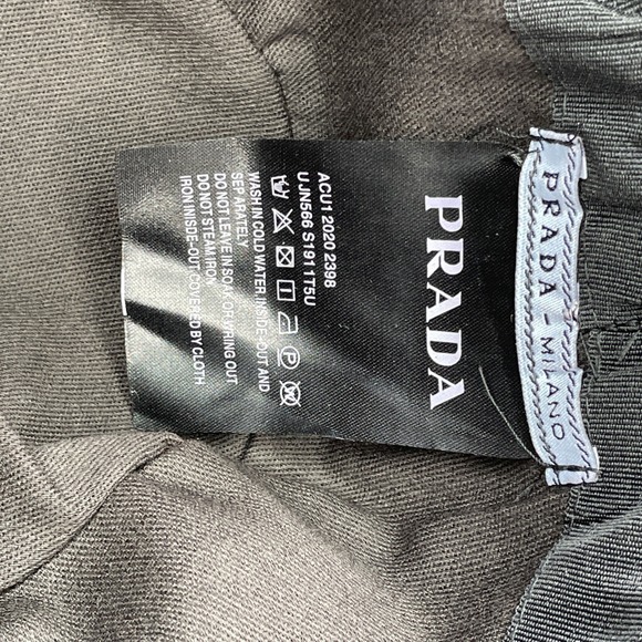 Prada Black Nylon Bucket Hat Women's One Size Fits Most - Picture 8 of 8